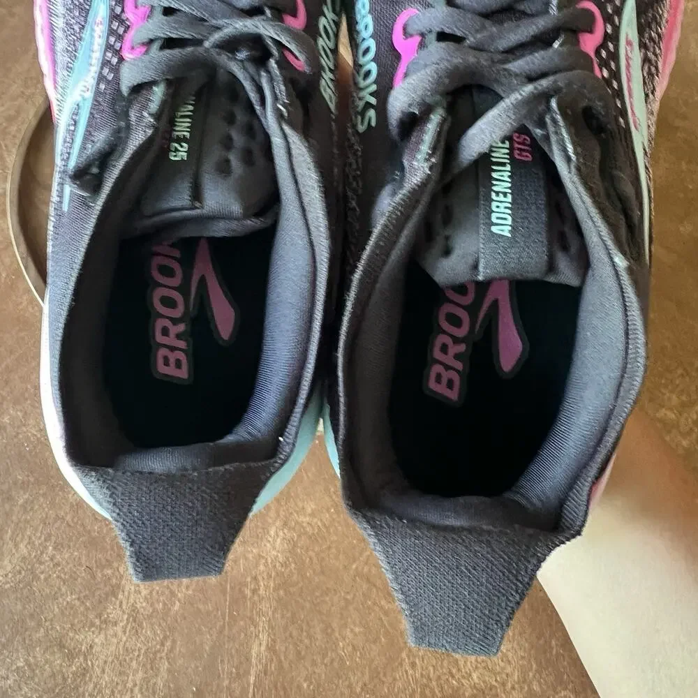 Brooks Adrenaline GTS 25 Supportive Women's 8 Black Pink Running Shoes Sneakers